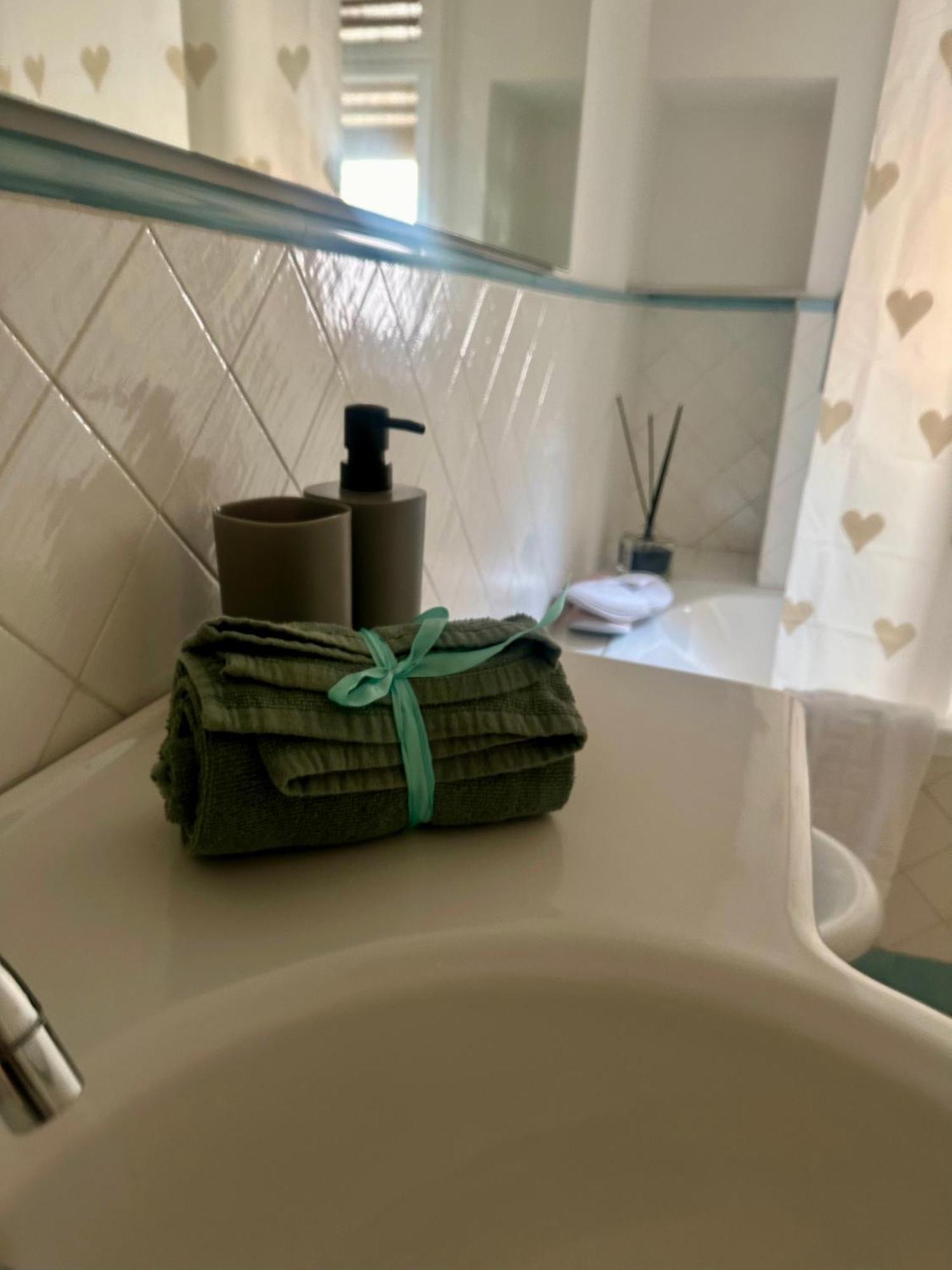 ساليرنو Suite 84 Holiday Home المظهر الخارجي الصورة
