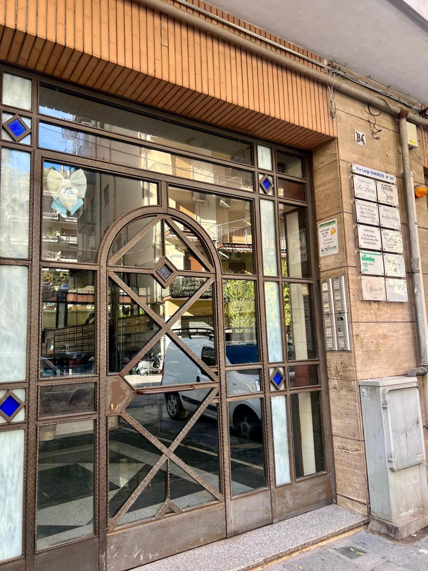 ساليرنو Suite 84 Holiday Home المظهر الخارجي الصورة